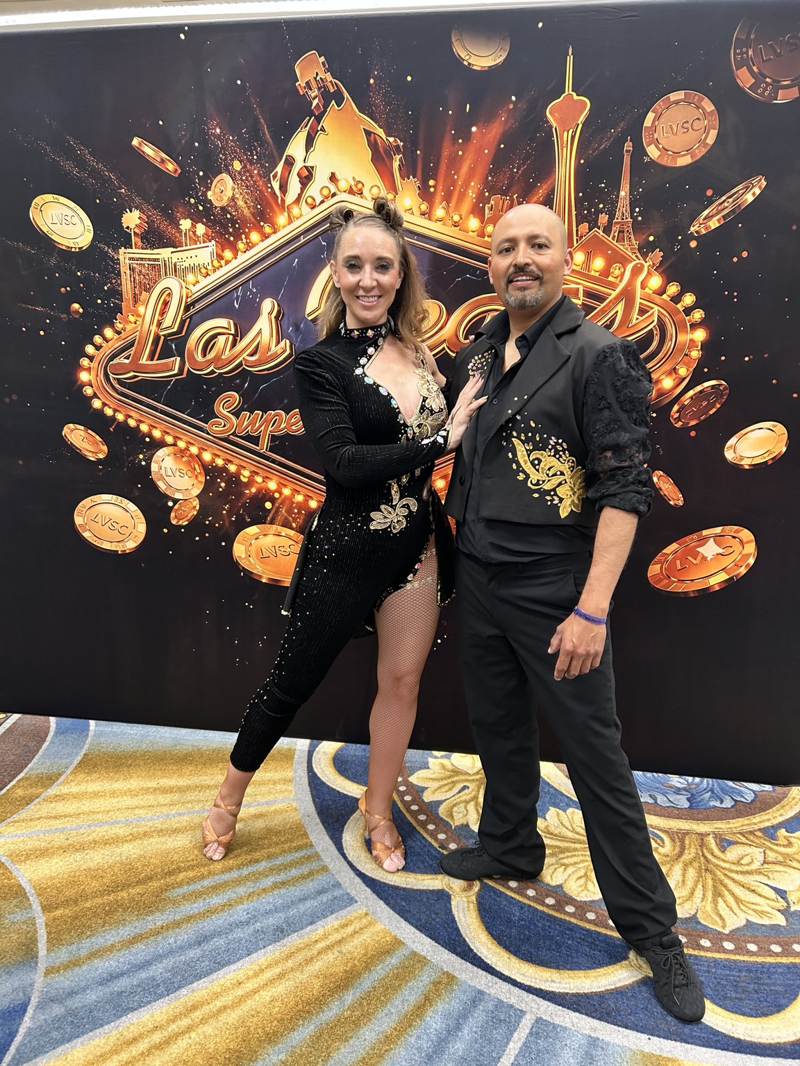 Two FÉNIX Bachata dancers at the Las Vegas congress